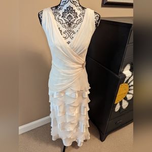 Beautiful tiered cocktail dress Sz 4/6